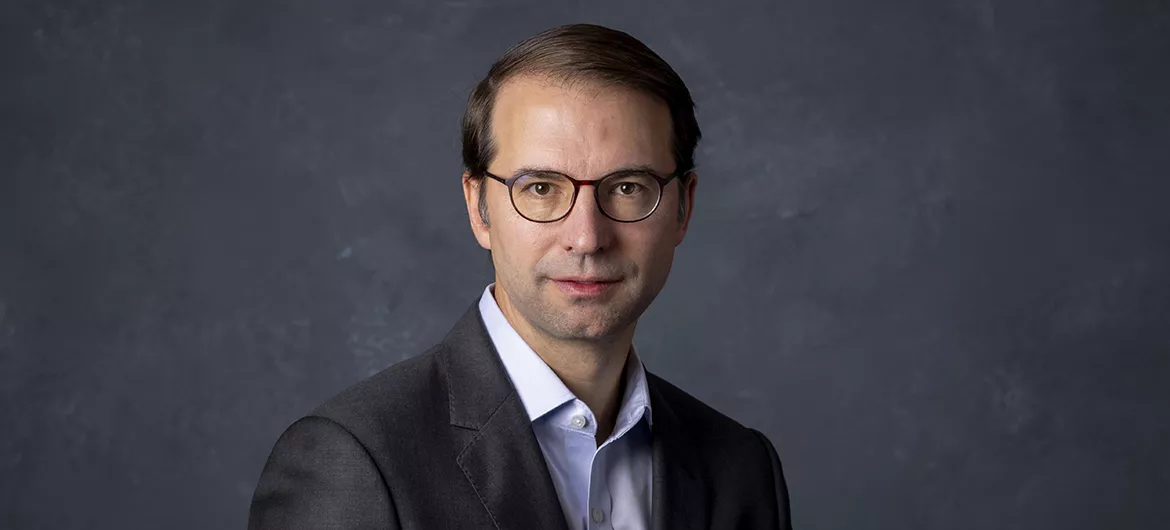 Victor Bulto - President, US Victor Bulto - President, US